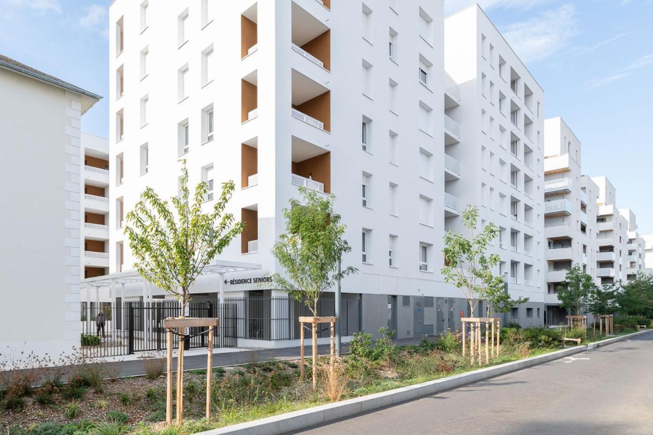 Ovelia Lyon - Les Jardins D'Hortense Exterior foto
